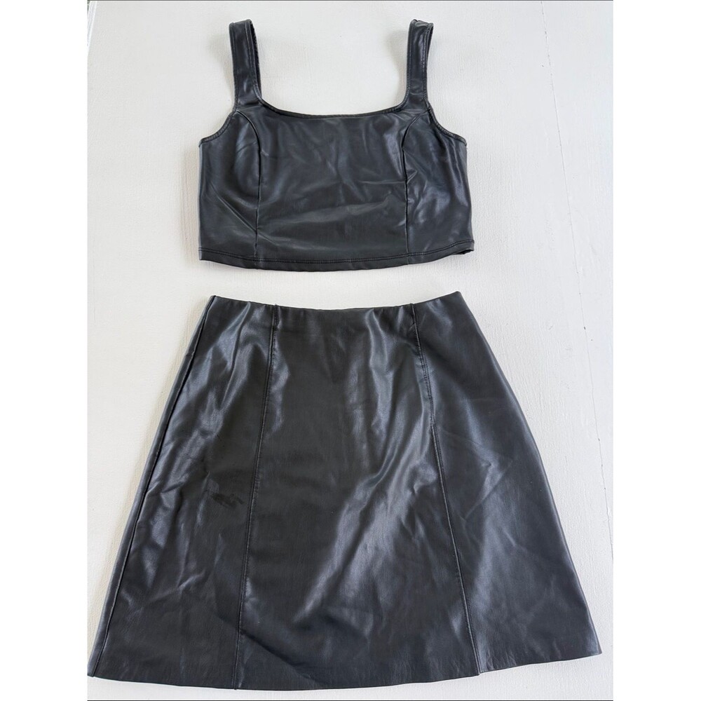 Olive + Oak Black Faux Leather Mini Skirt Cropped Tank Set Size Small Sexy Edgy